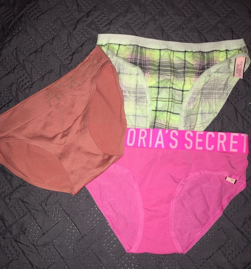 3 Victoria's Secret Panties soft Xs