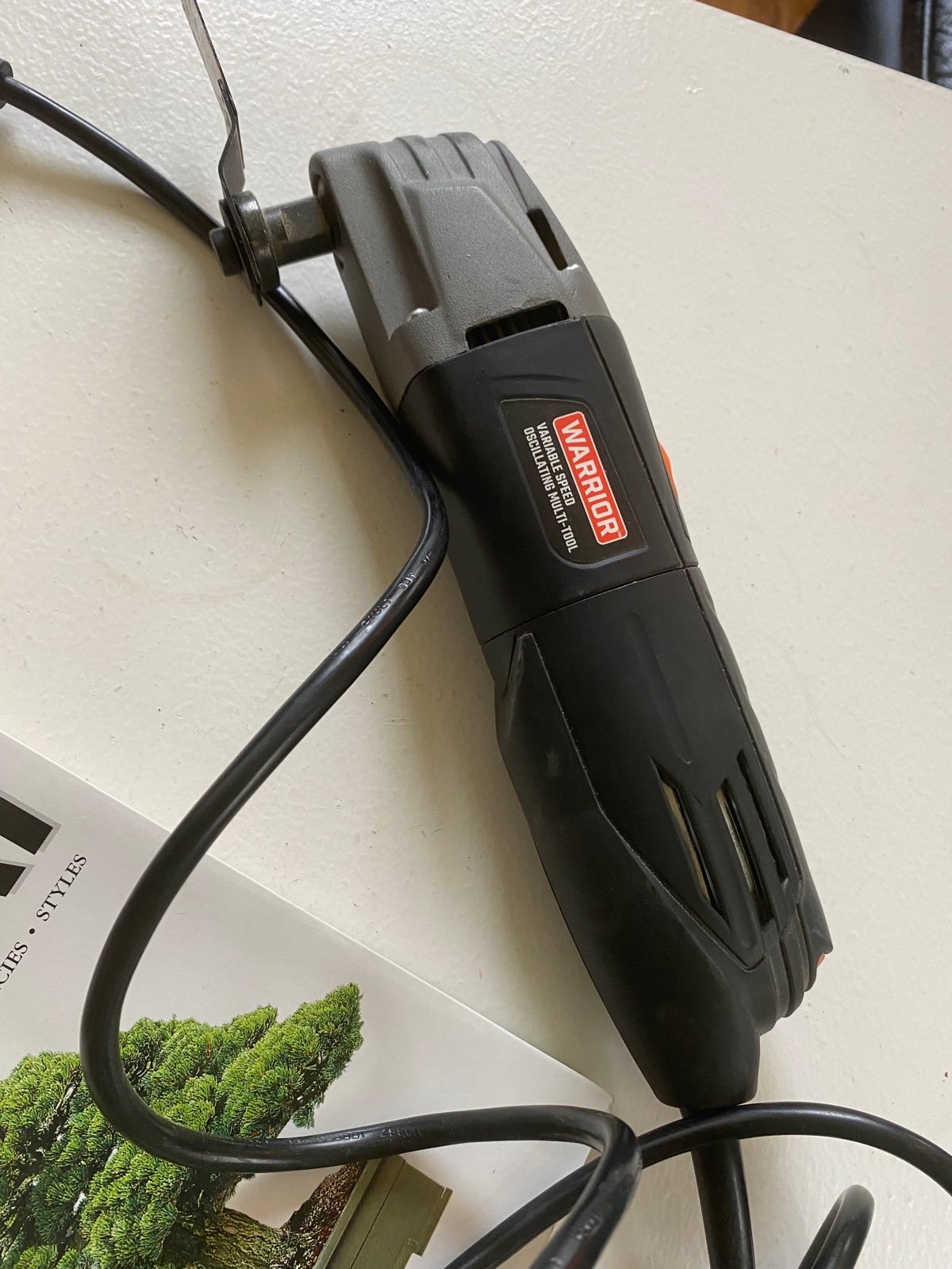 Warrior 2 Amp Variable Speed Oscillating Multi-Tool 57808