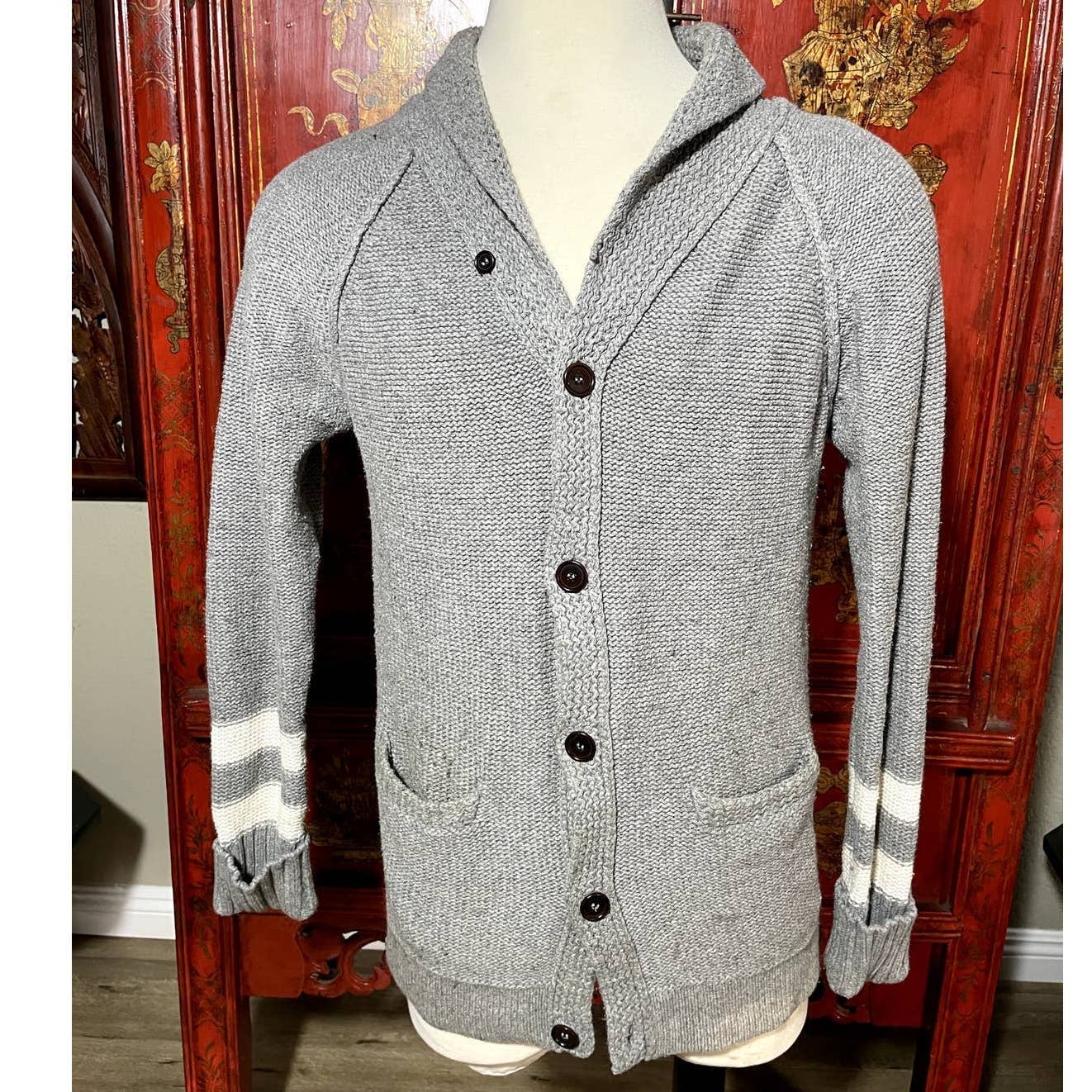 Riviera Club Button Up Cardigan Grey white Sweater - L