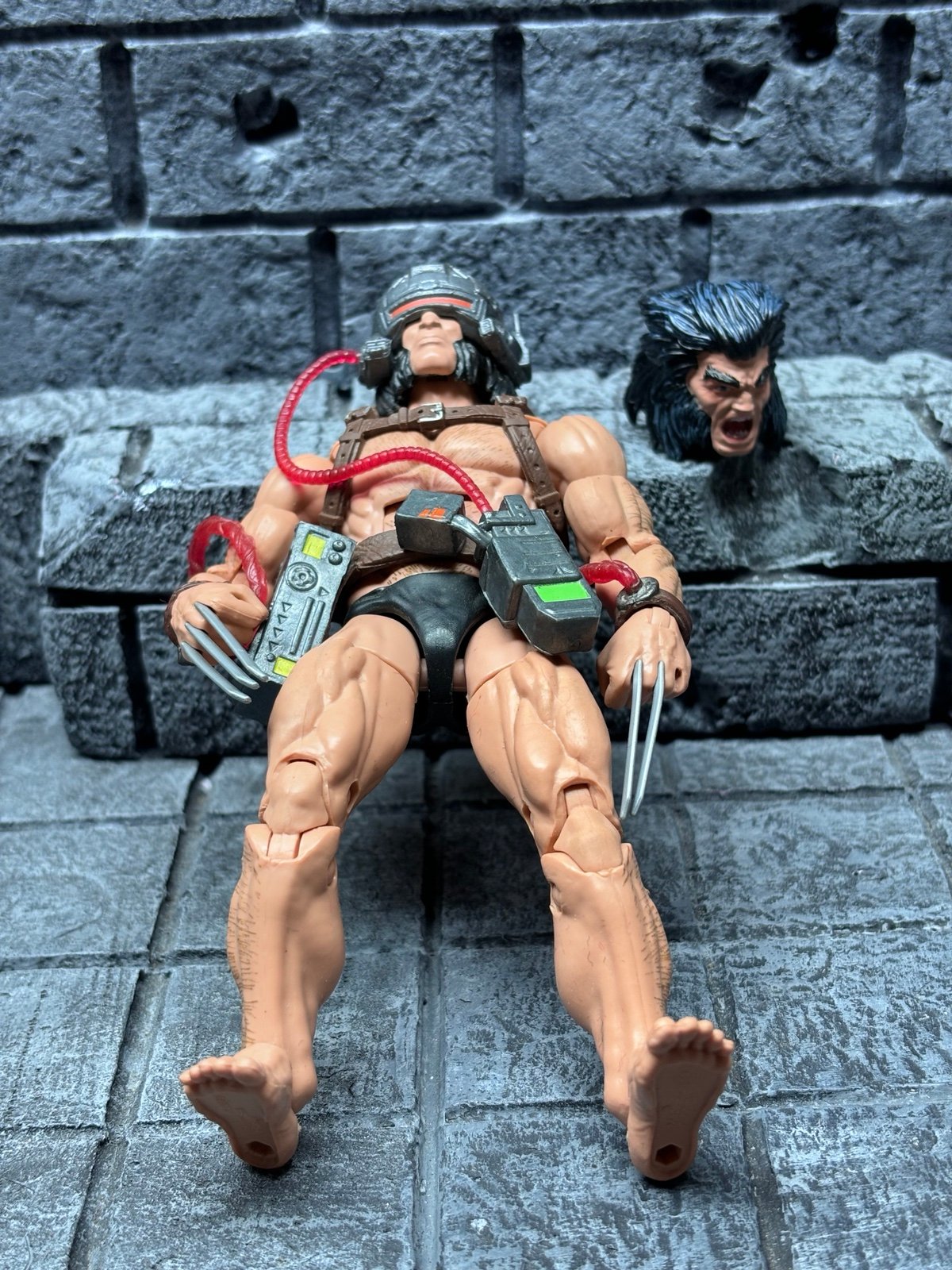 Marvel legends Hasbro X-Men weapon X wolverine 6” if it’s not in the picture it
