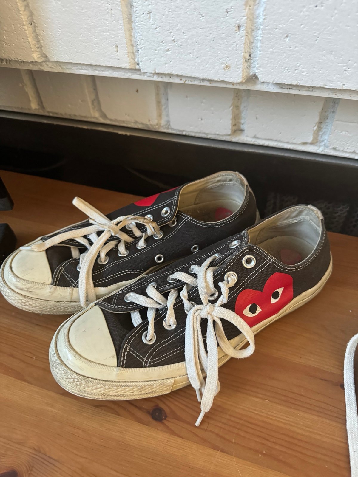 cdg Converse low tops