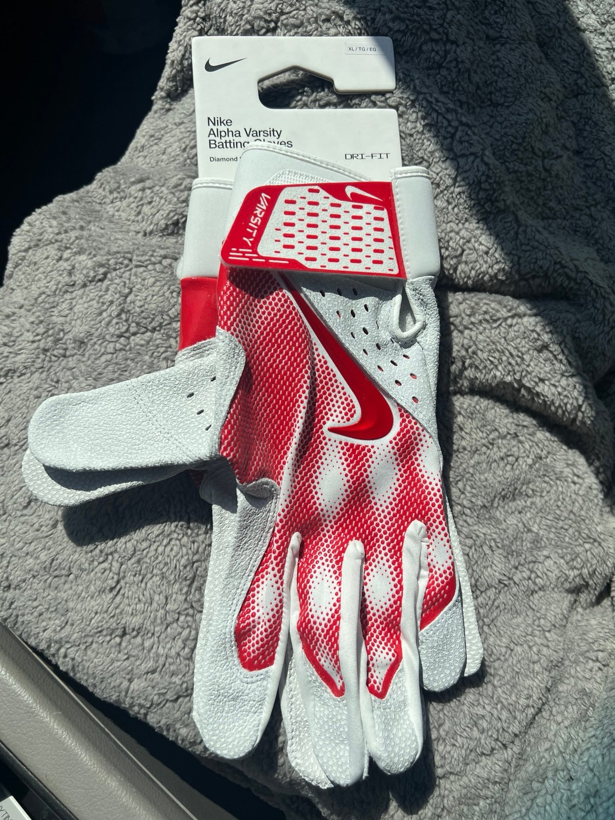 Nike Alpha Varsity Dri-Fit Diamond Baseball Batting Gloves White Red Size Extra