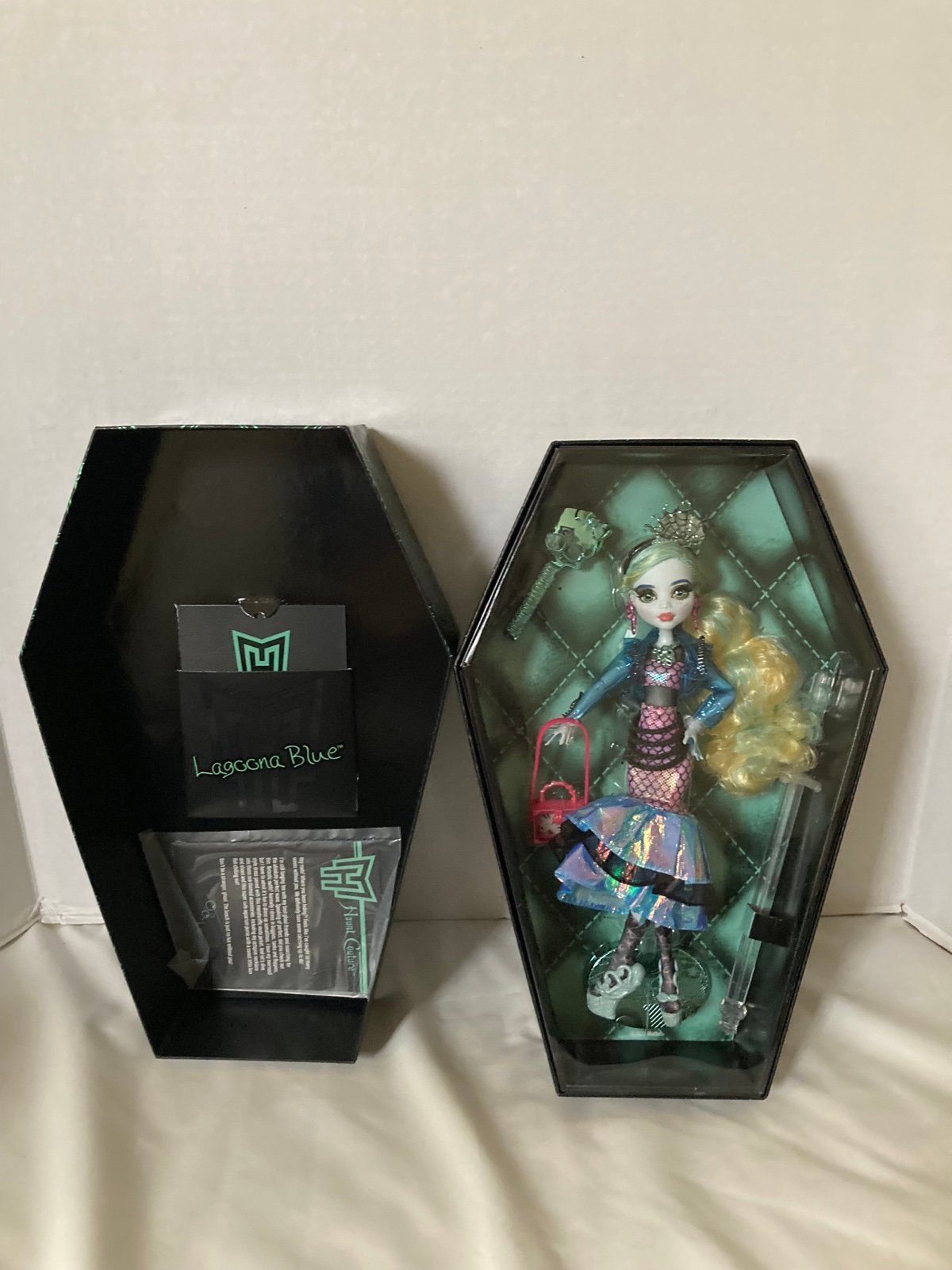 Monster High Haunt Couture Lagoona Blue