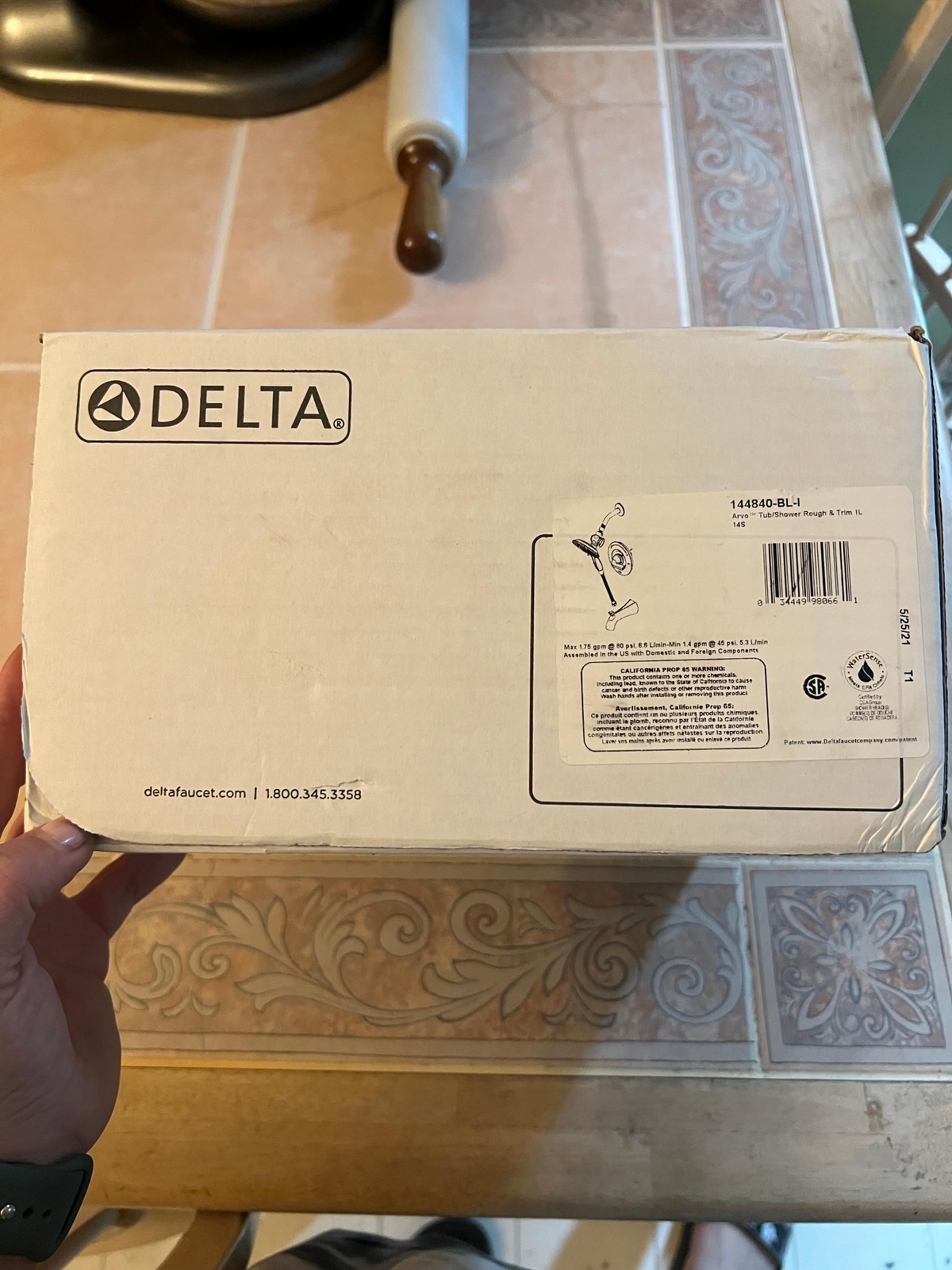 Delta shower head