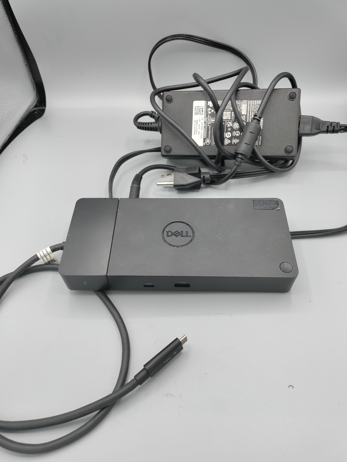 Dell WD19TB Thunderbolt 3 Dual 4K Docking Station with AC Adapter