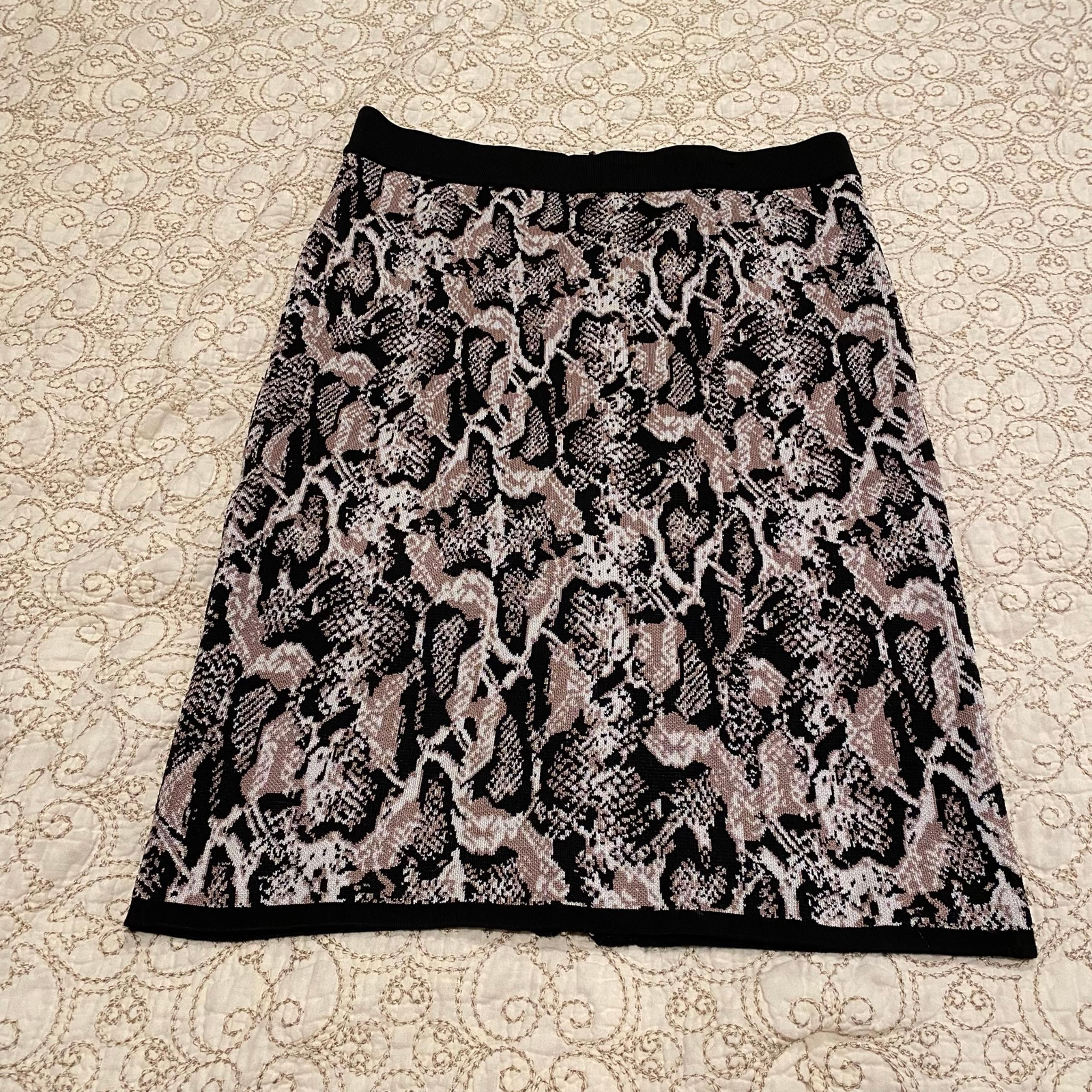NWT Cache Women’s Midi A-Line Skirt Size Small