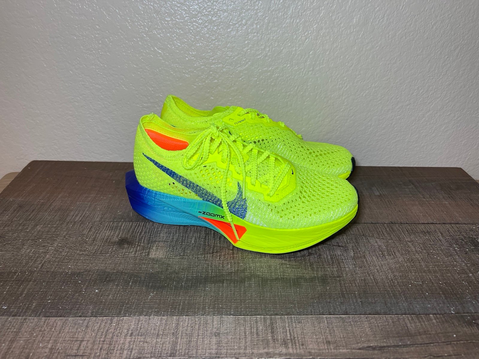 Nike ZoomX Vaporfly Next% 3 Running Shoes size 6.5 Women