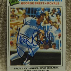 1977 TOPPS #231 GEORGE BRETT Record Breaker 1976 Kansas City Royals signed! JSA