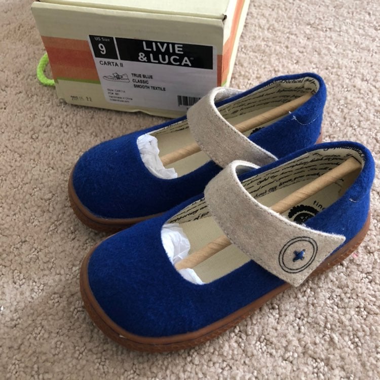 Livie & Luca Carta shoes size 9 NEW