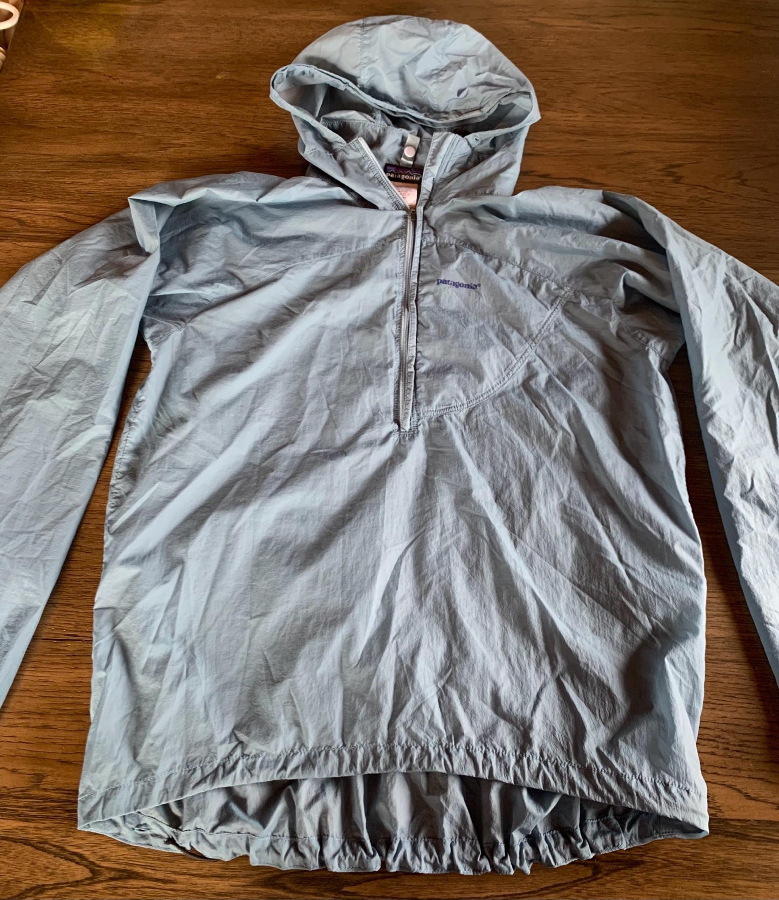 Patagonia Lightweight Hooded Pullover Small