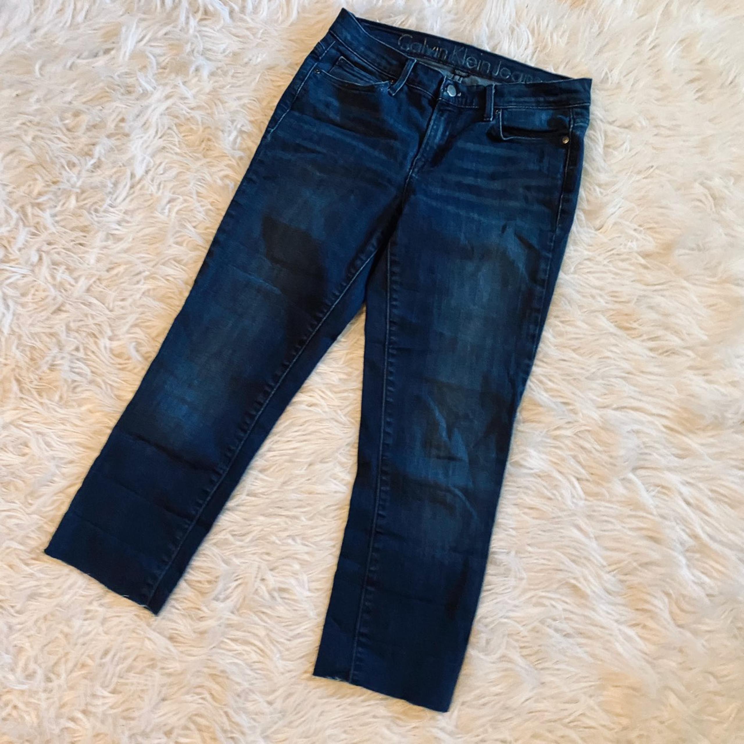 Calvin Klein Jeans Dark Capri Jeans