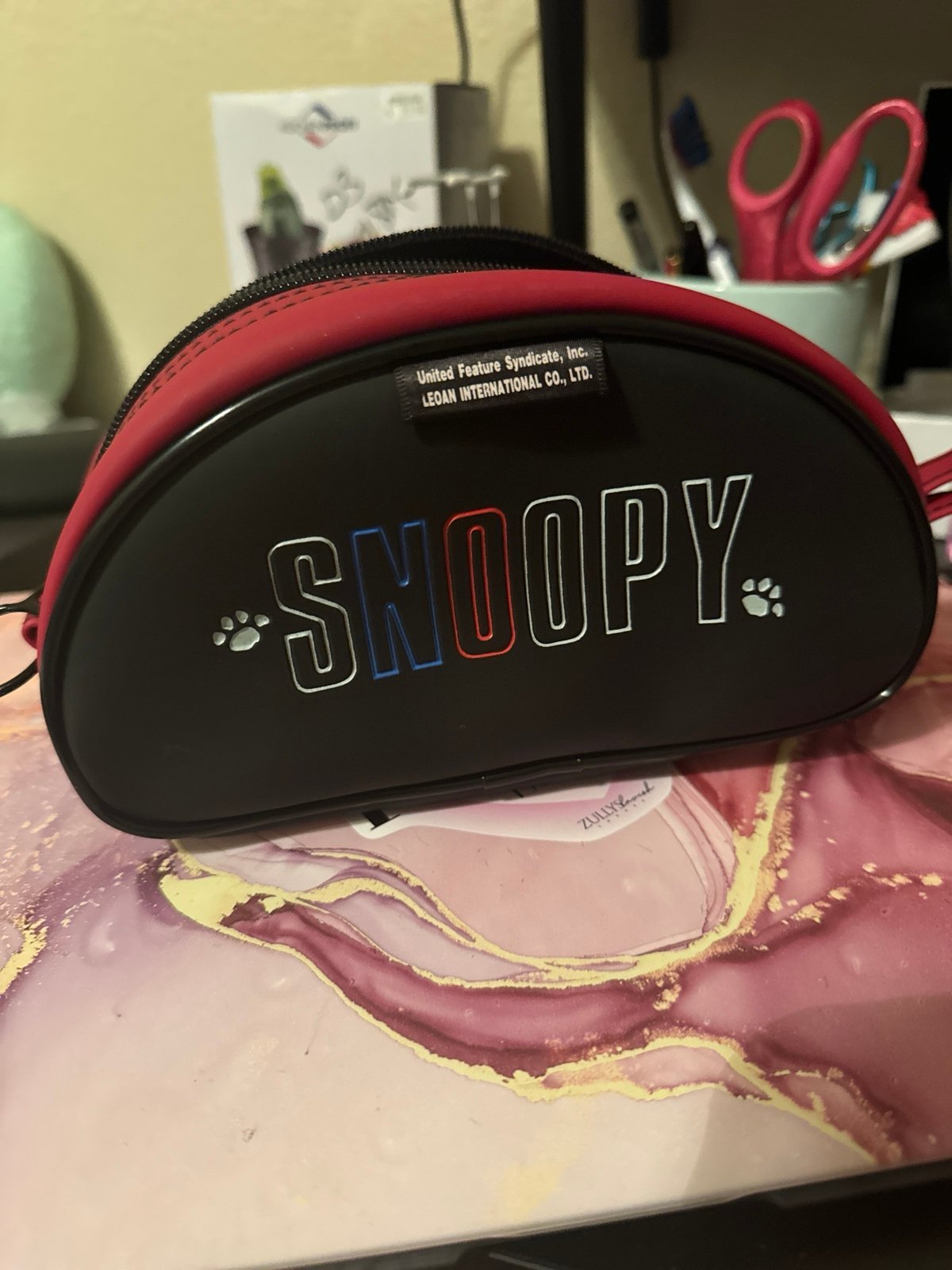SNOOPY / PEANUTS Wristlet Pouch