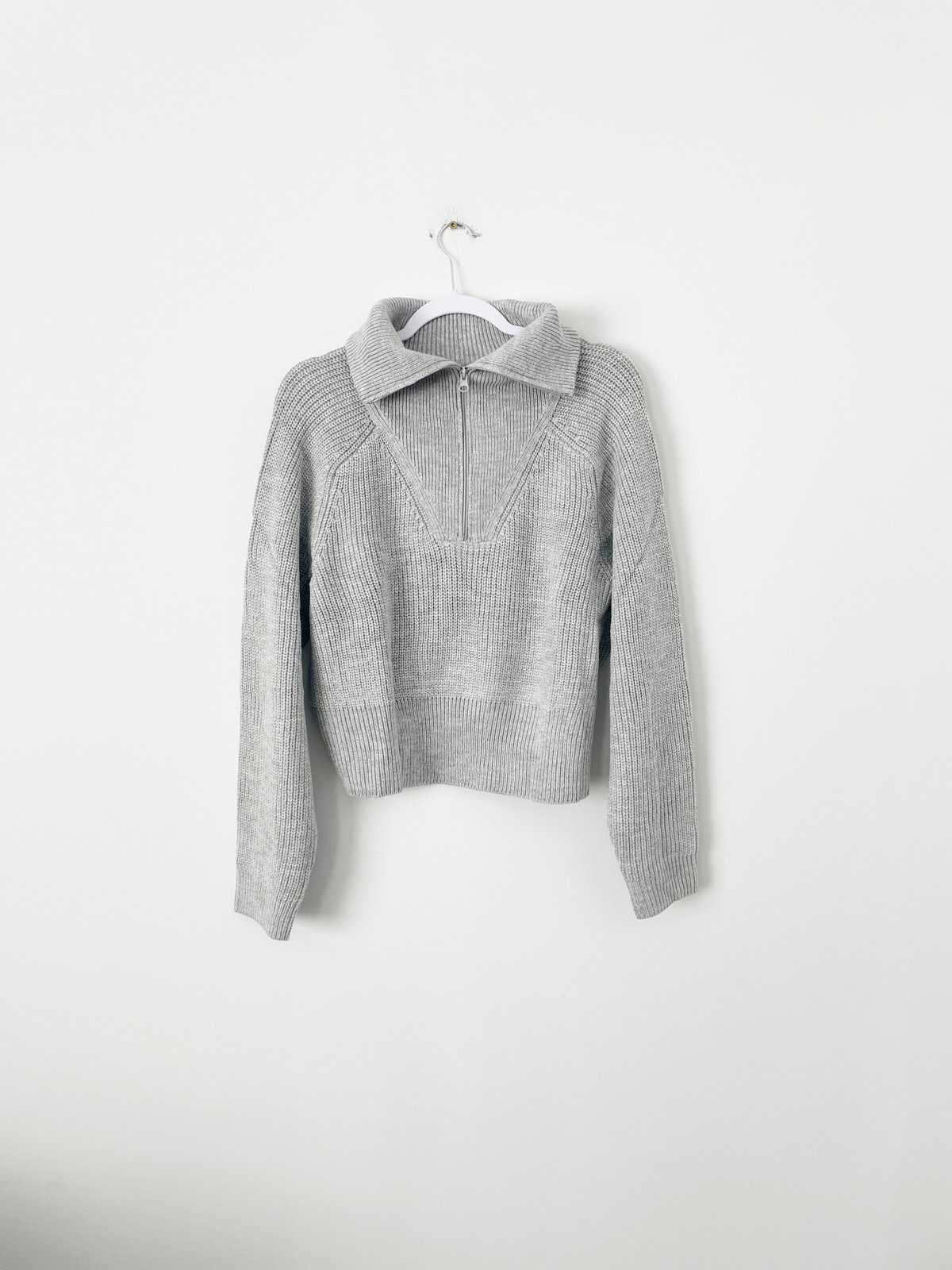 NWT WAYF Gray Cropped Sweater