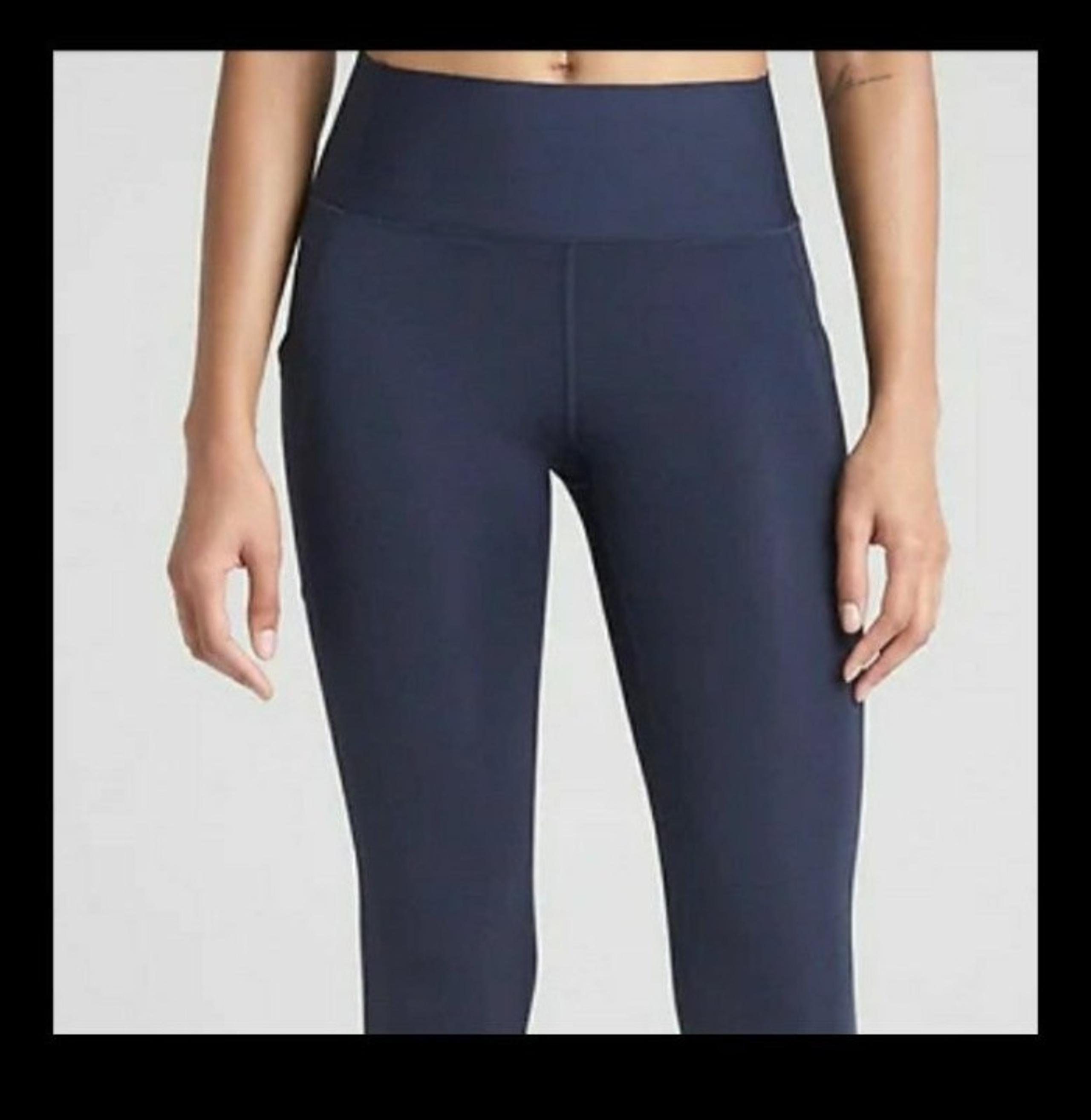 NWT GapFit High Rise Capris Legging