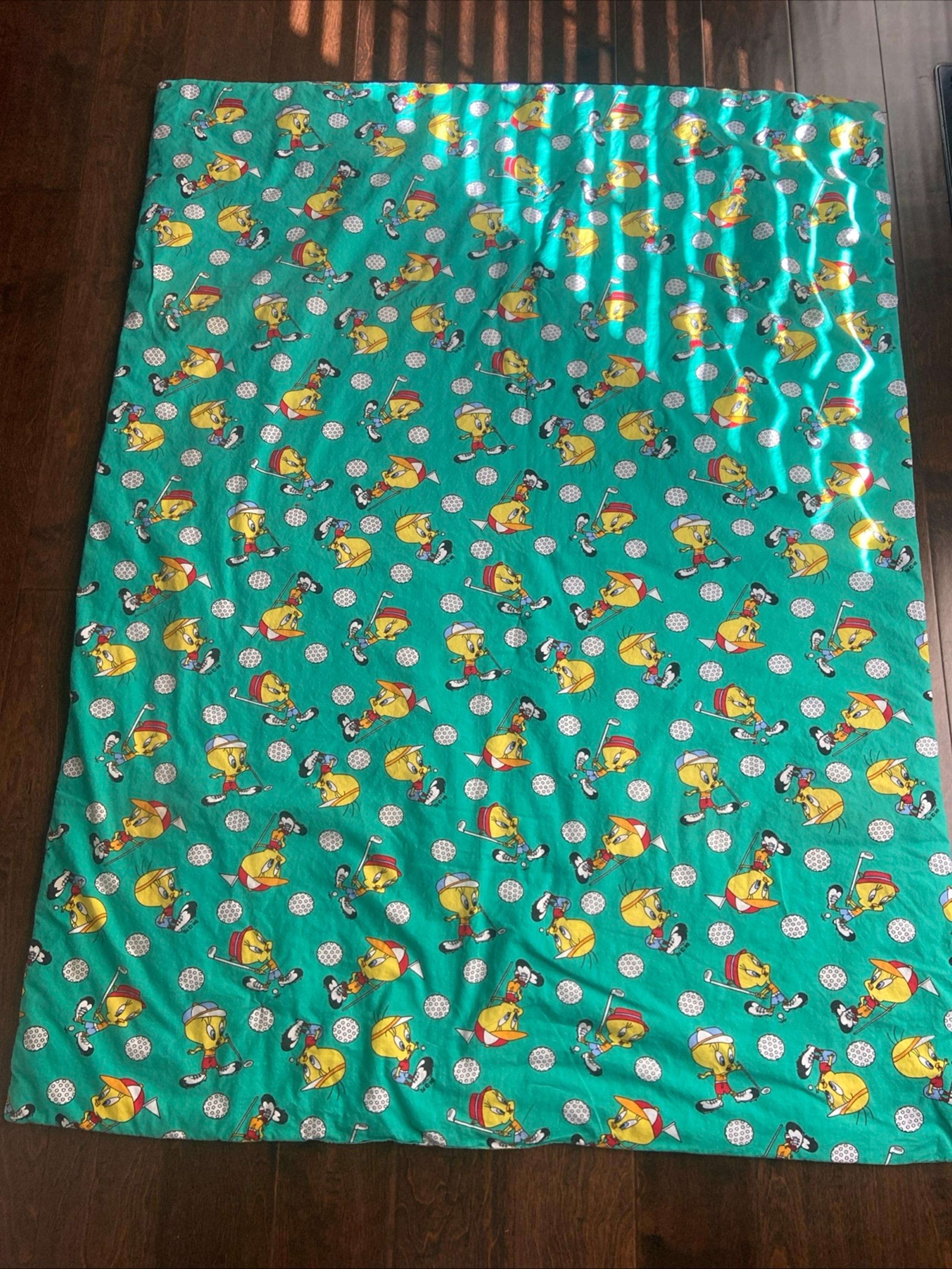 Vintage Warner Bros Tweety Looney Tunes Small Throw Golf 54x41”  Handmade
