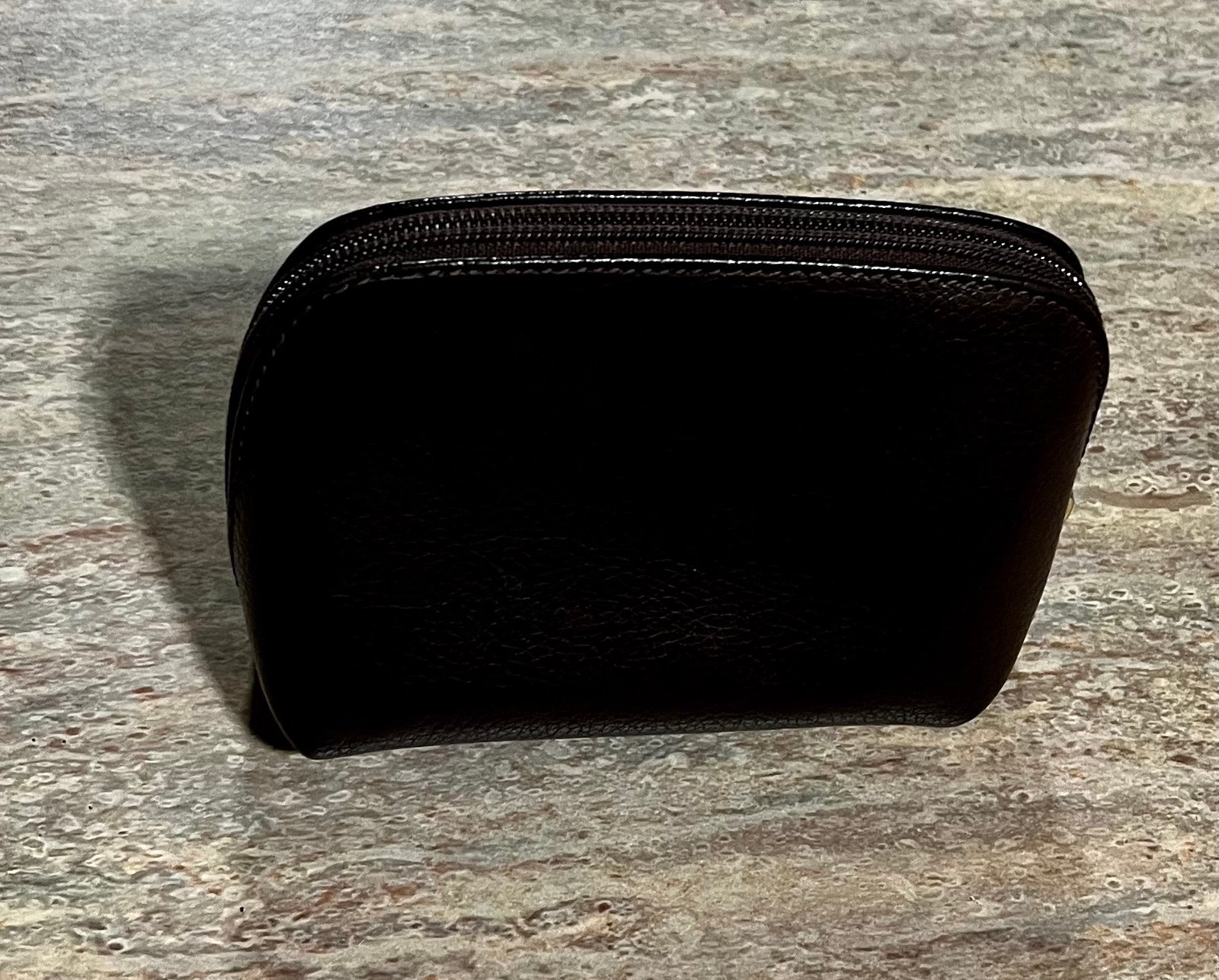 Focus Paris pebble grain leather cosmetic bag