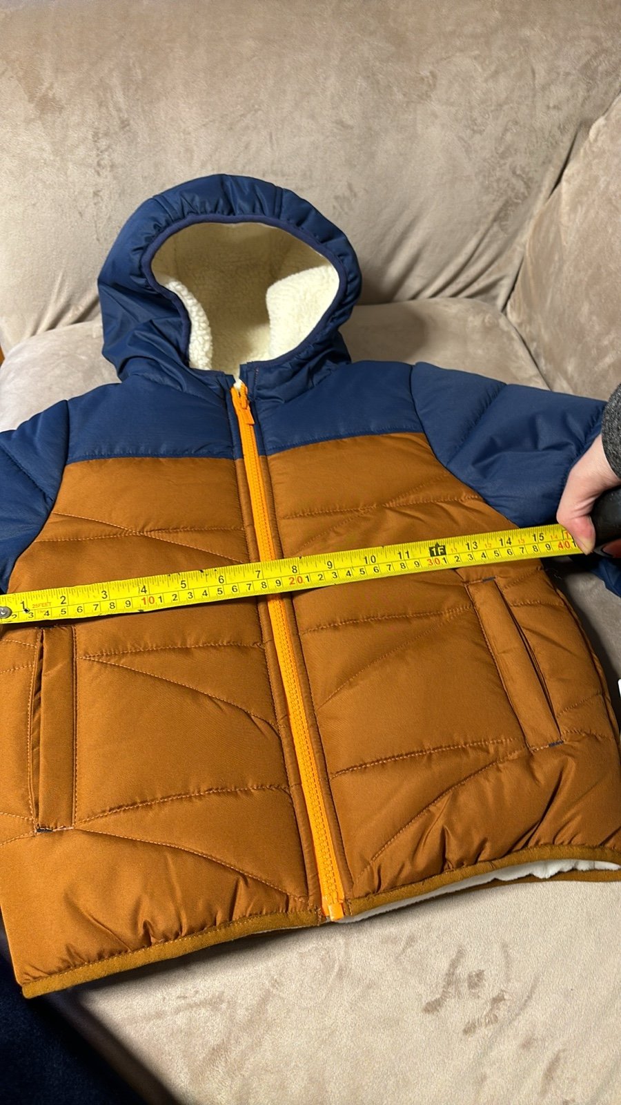 Carter’s Boys Puffer Jacket-size 4