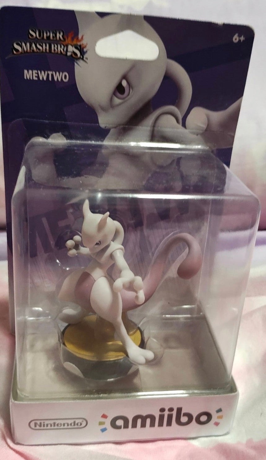 Nintendo Mewtwo Super Smash Bros. amiibo Figure