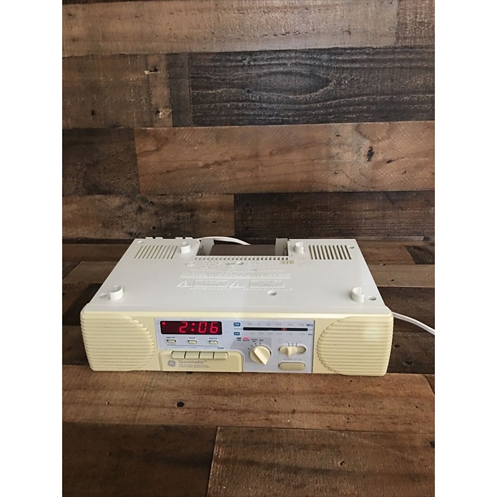 Vintage AM FM Radio Cabinet GE Spacemaker Model 7-4287A
