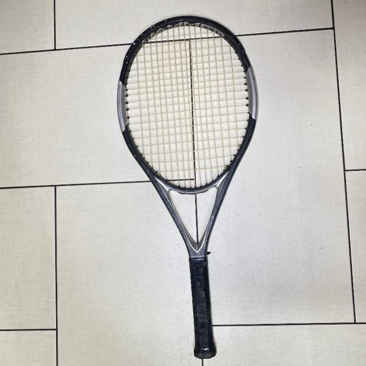 Wilson H2 Prestrung Tennis Racquet 4.5 Grip