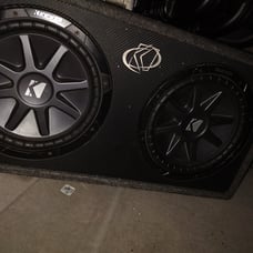 Kicker 12's speakers and box and amp