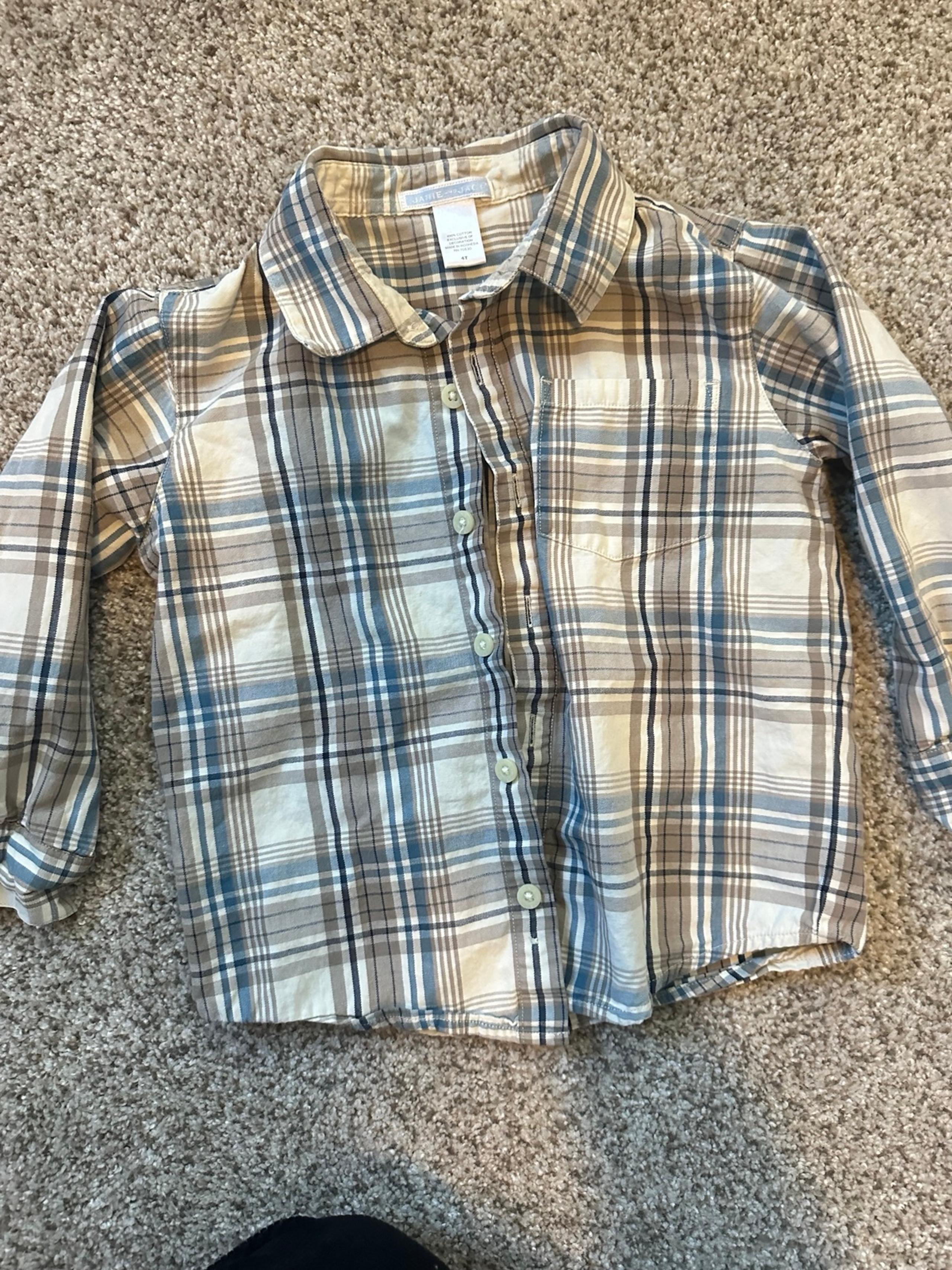 Janie & Jack 4t boys button up dress shirt, long sleeve - no stains or flaws