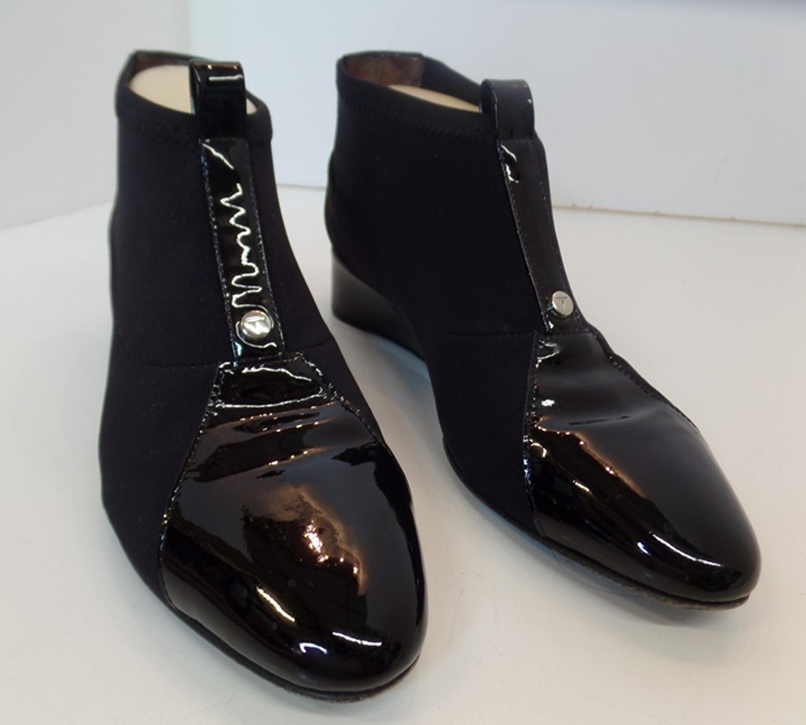 Taryn Rose Women's Camila Demi-Wedge Bootie Size 6-7  Black Patent Leather Italy