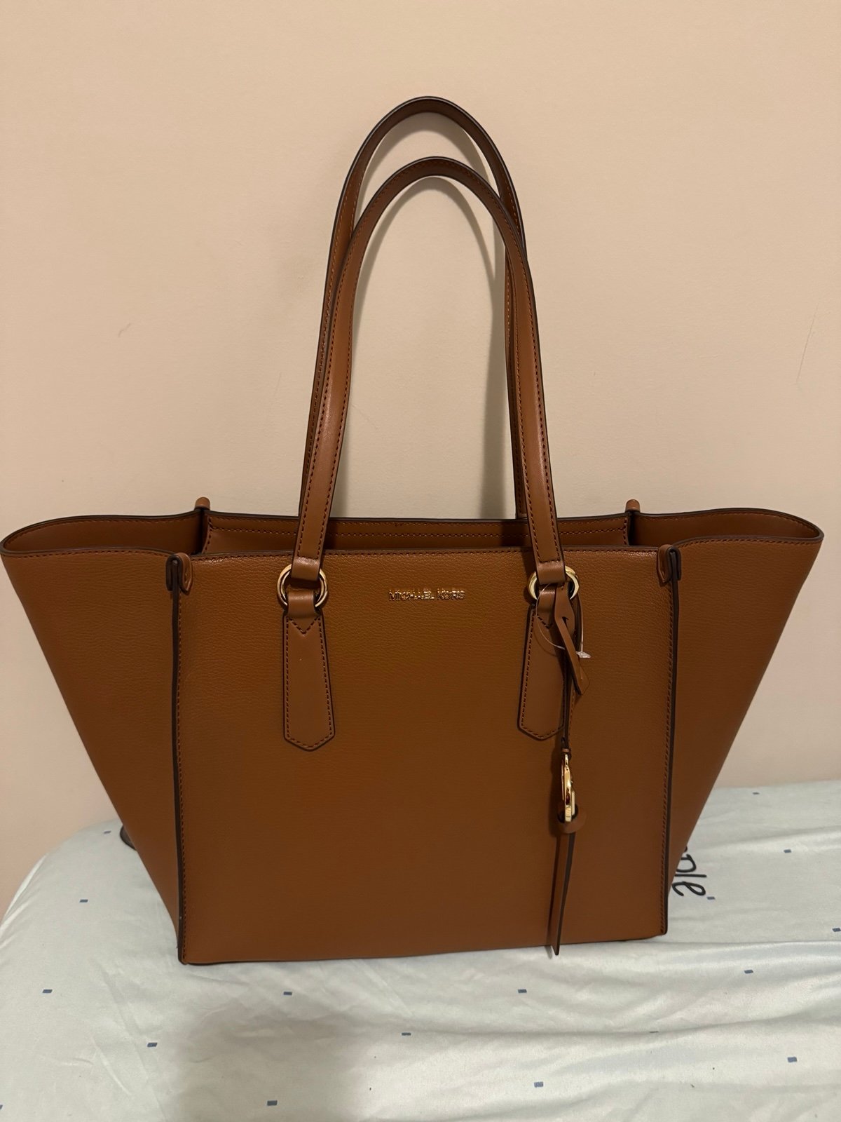 Michael kors tote bag