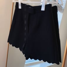 NEW Likely Hutton Black Scallop Hem Shorts