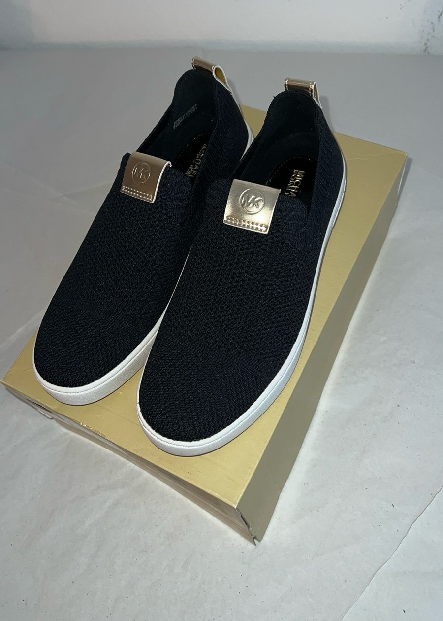 W7.5 MICHAEL MICHAEL KORS Juno Stretch Knit Slip-On Sneaker