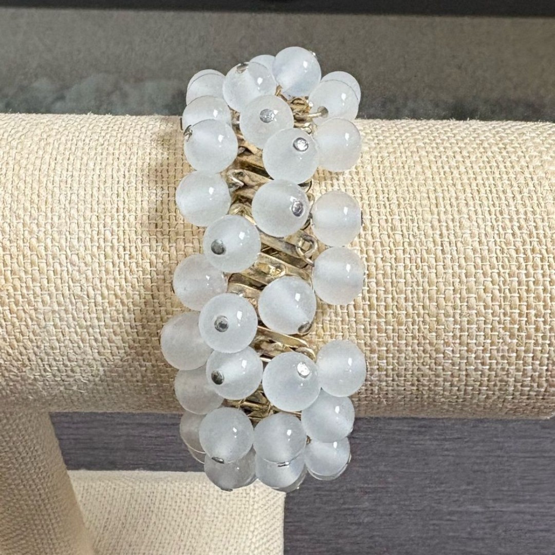Mid Century Modern Milk Glass Bead Bracelet
