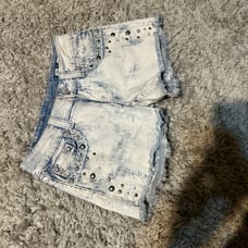 Beautiful Acid wash Miss Me shorts size 26