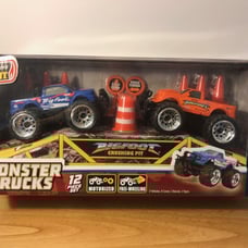 New Bright Wheels Bigfoot Monster Trucks 2 Pack Blue and Orange