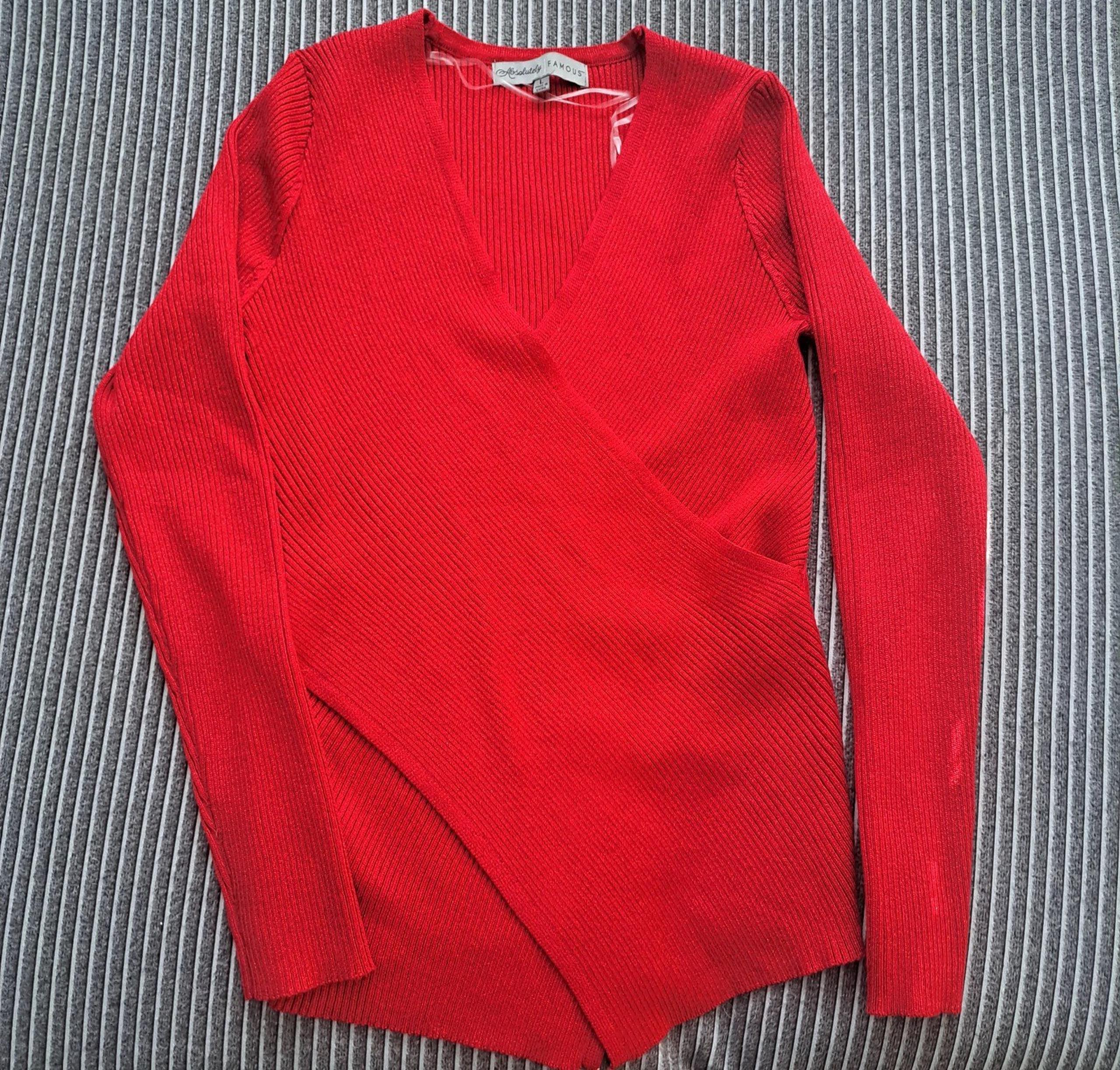 Absolutely Famous sparkly red top size L