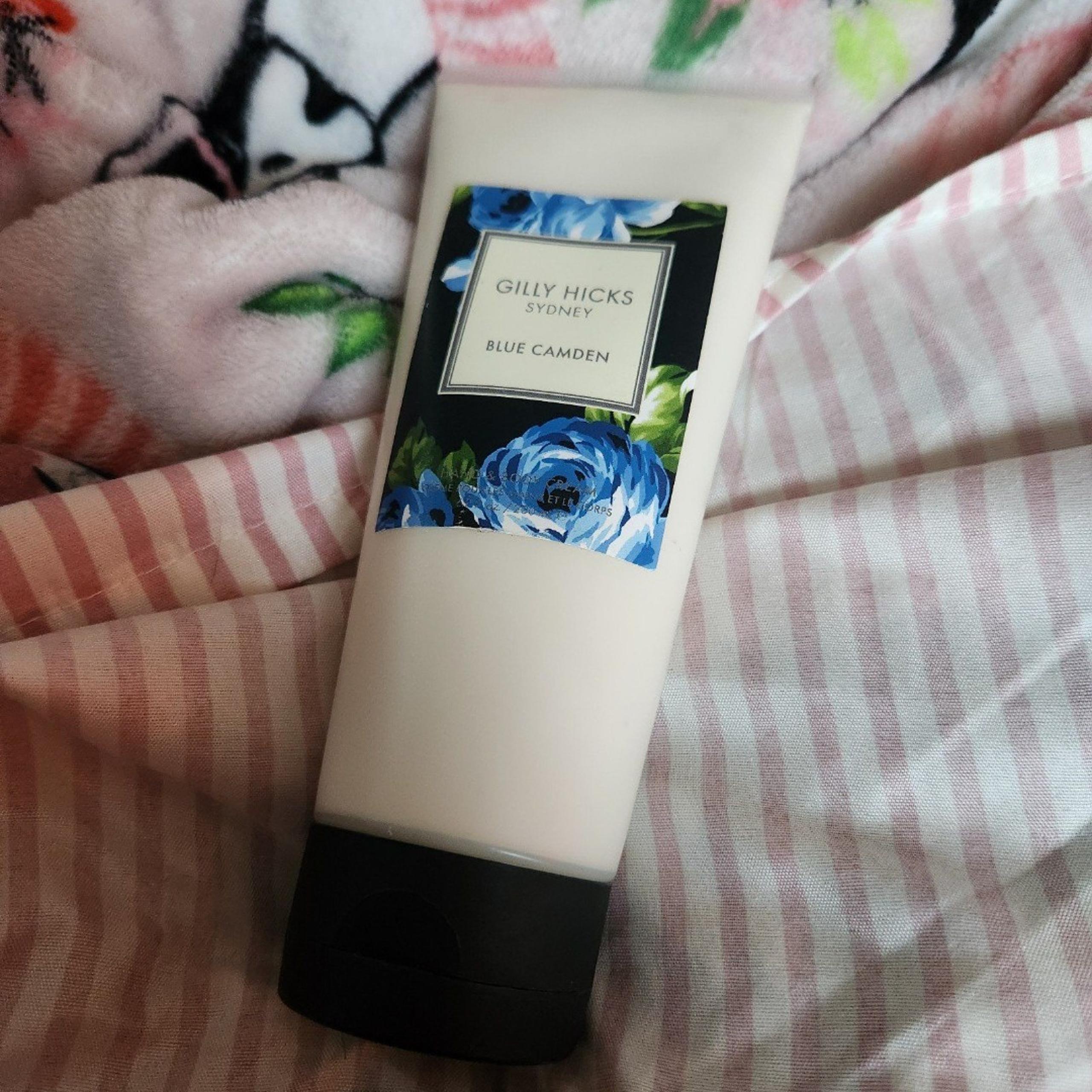 Gilly Hicks RARE Blue Camden body lotion