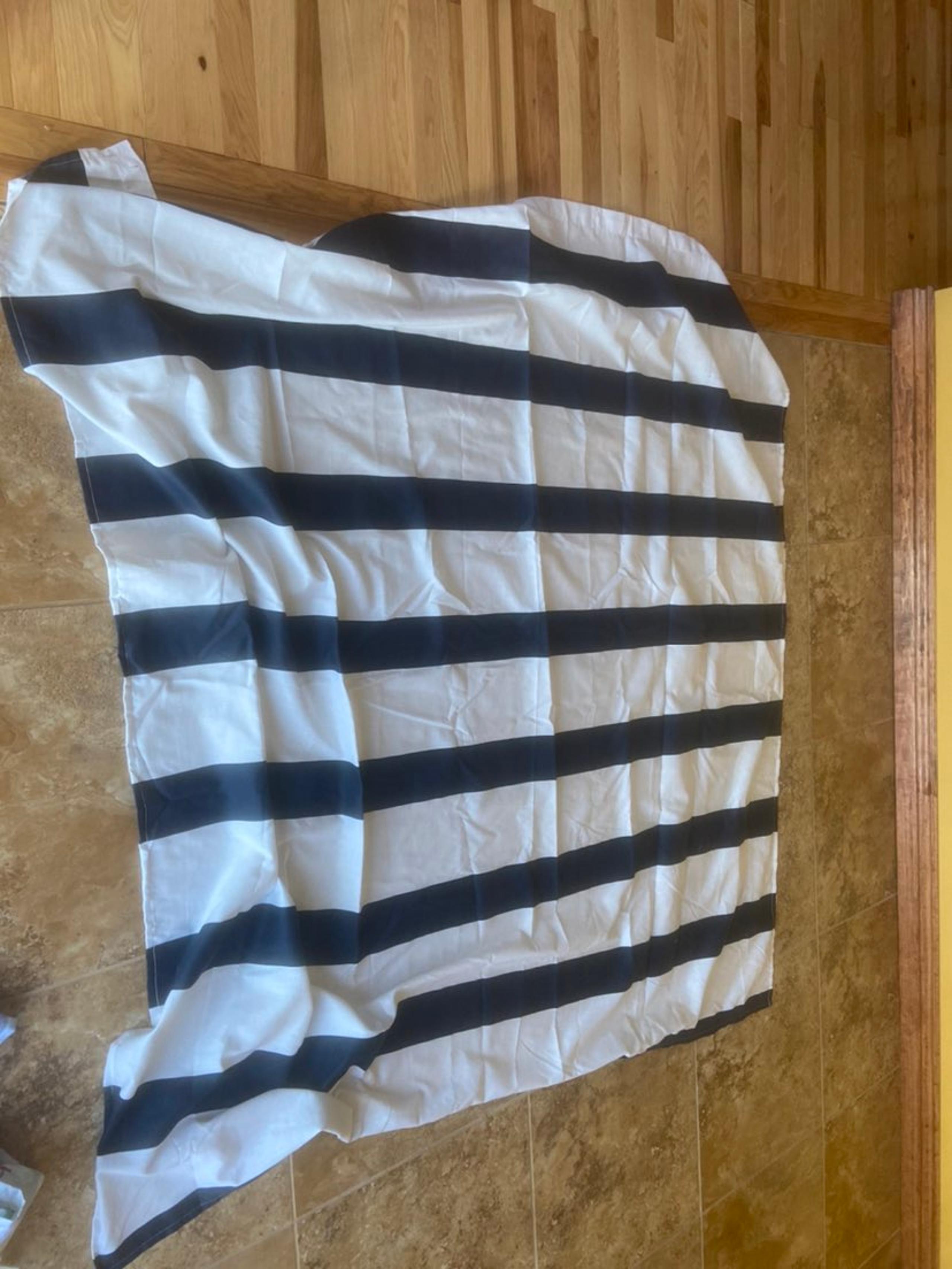 shower curtain