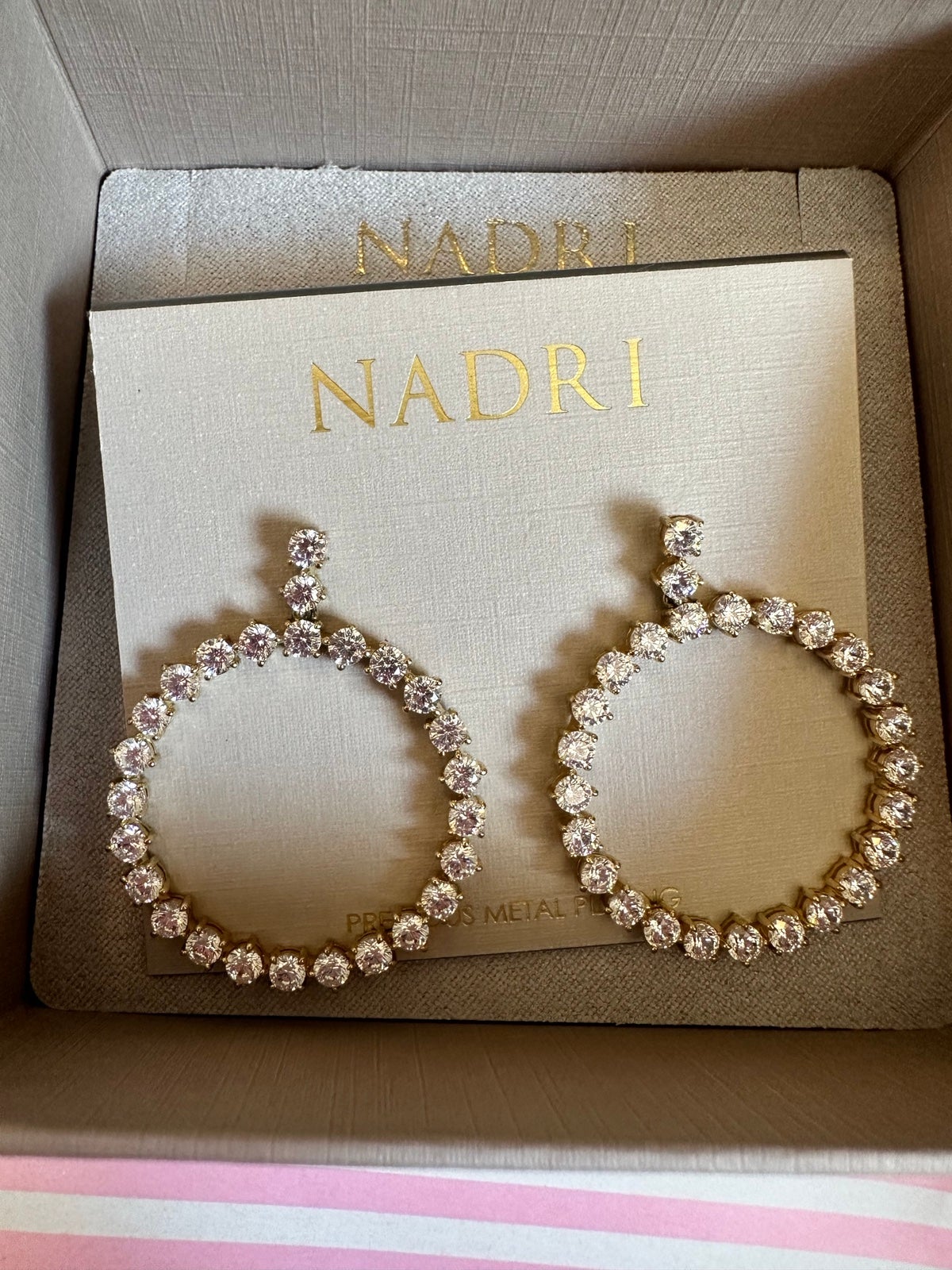 NADRI HOOP EARRINGS