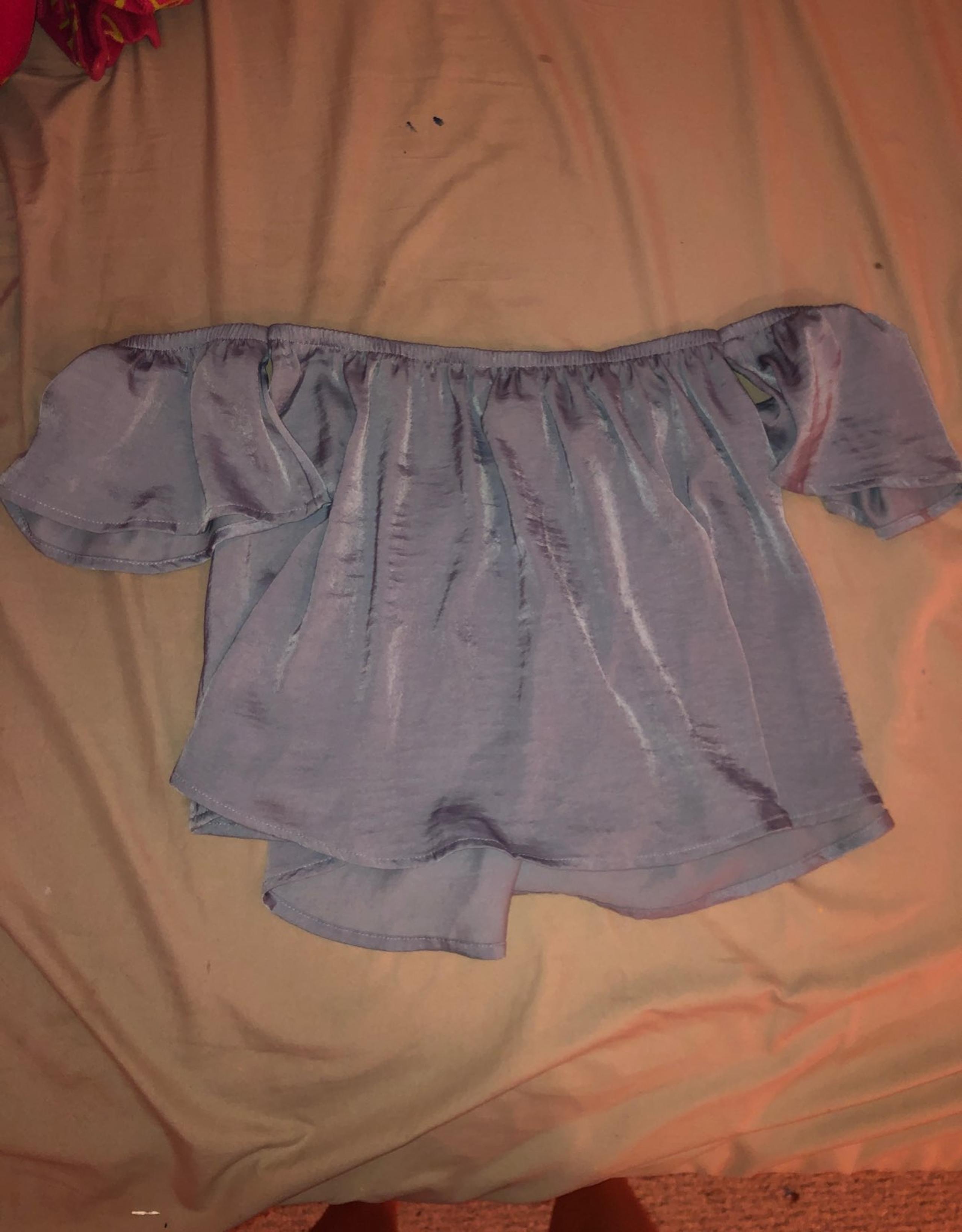 American Eagle shirt