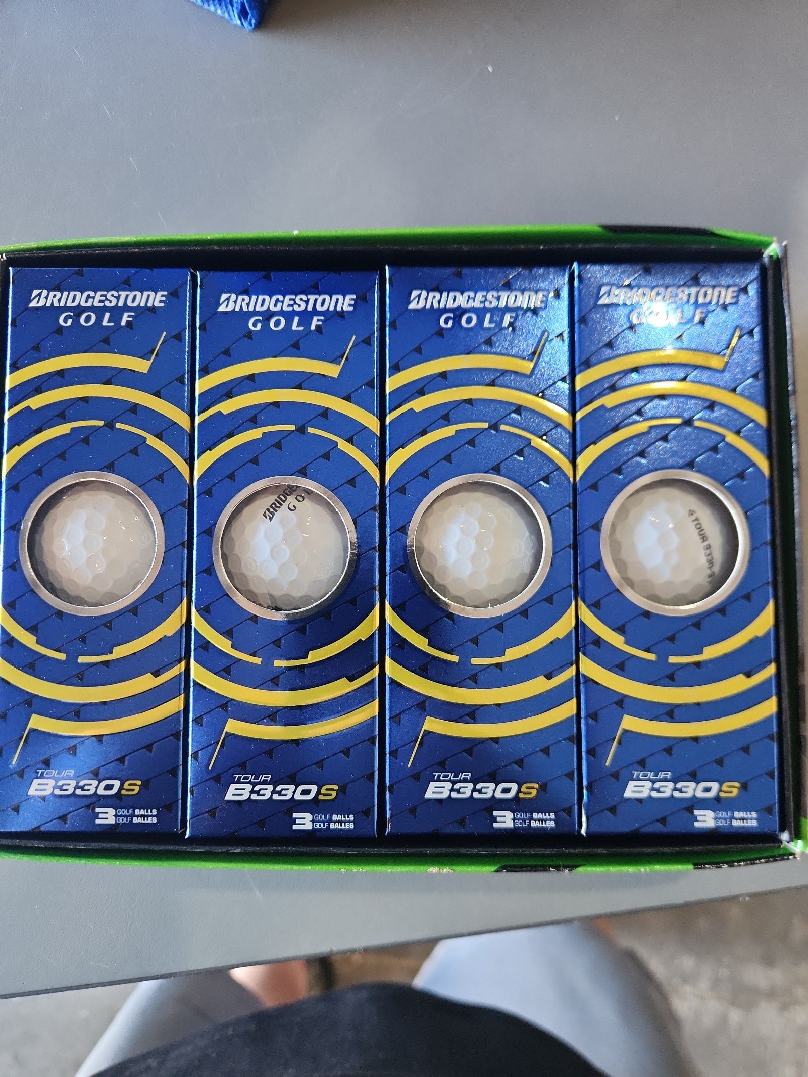 Bridgestone tour b330s
