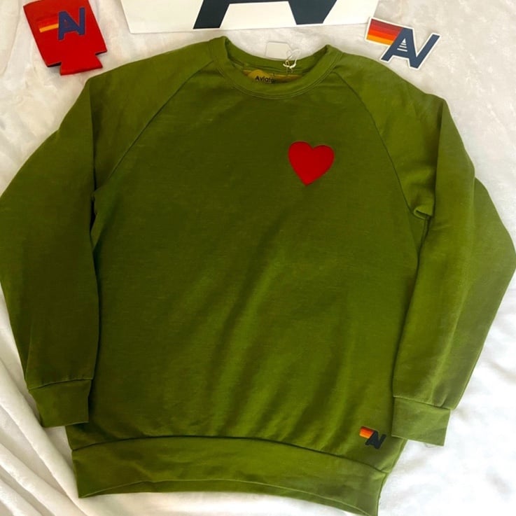 NWT Aviator Nation Heart Embroidered Jungle Green Size Large. RARE