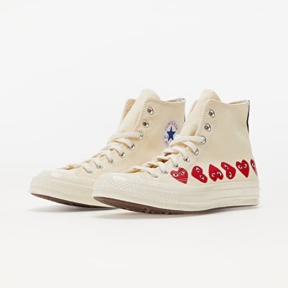 COMME DES GARÇONS PLAY Converse Chuck Taylor /High Top Sneaker men’s 6 women’s 8
