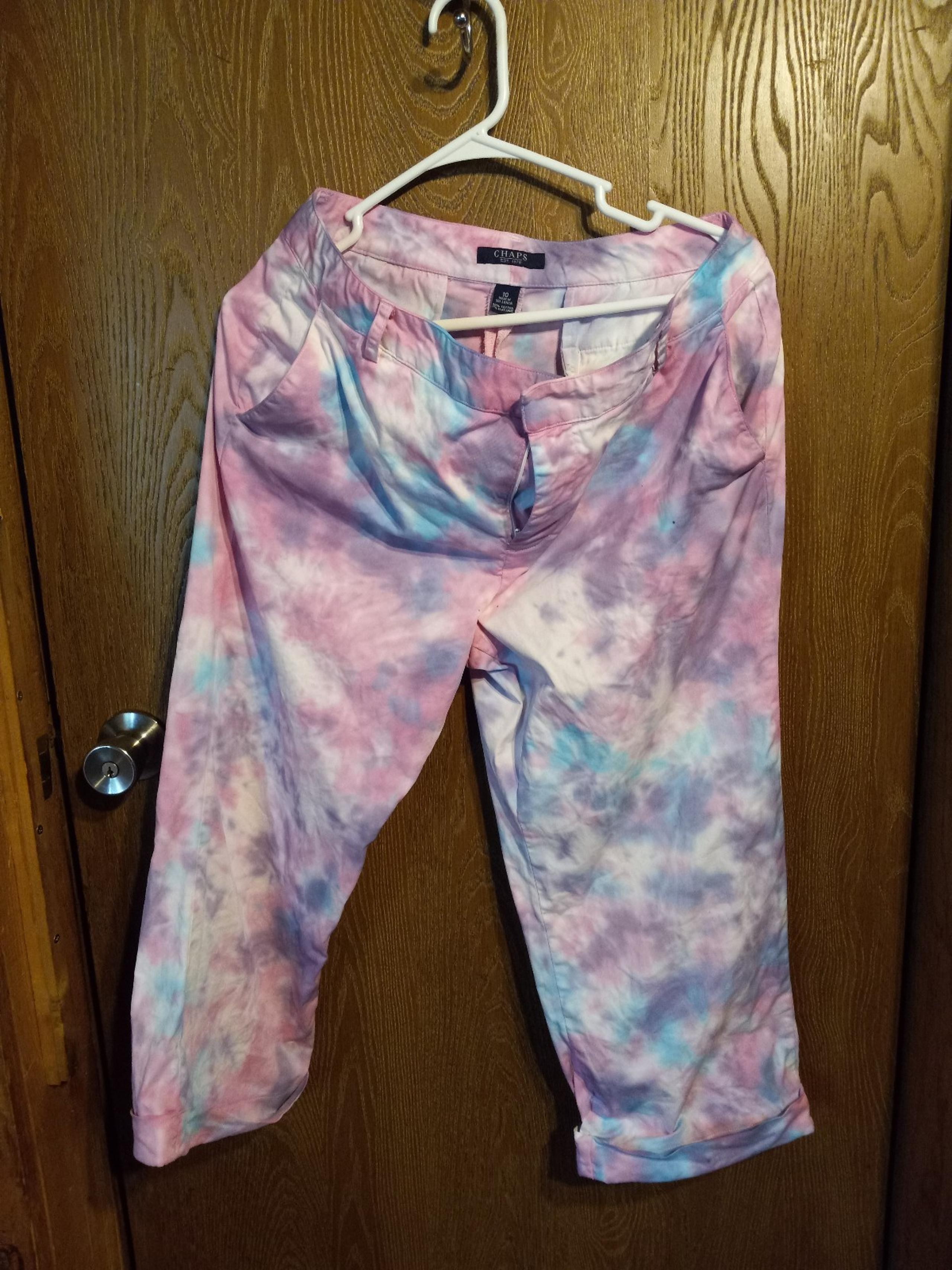 Tye dye chaps capris sz 10