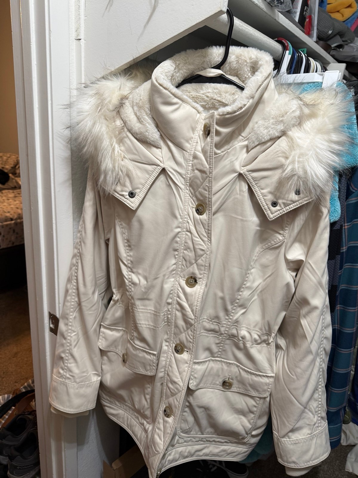 Hollister ultimate puffer jacket