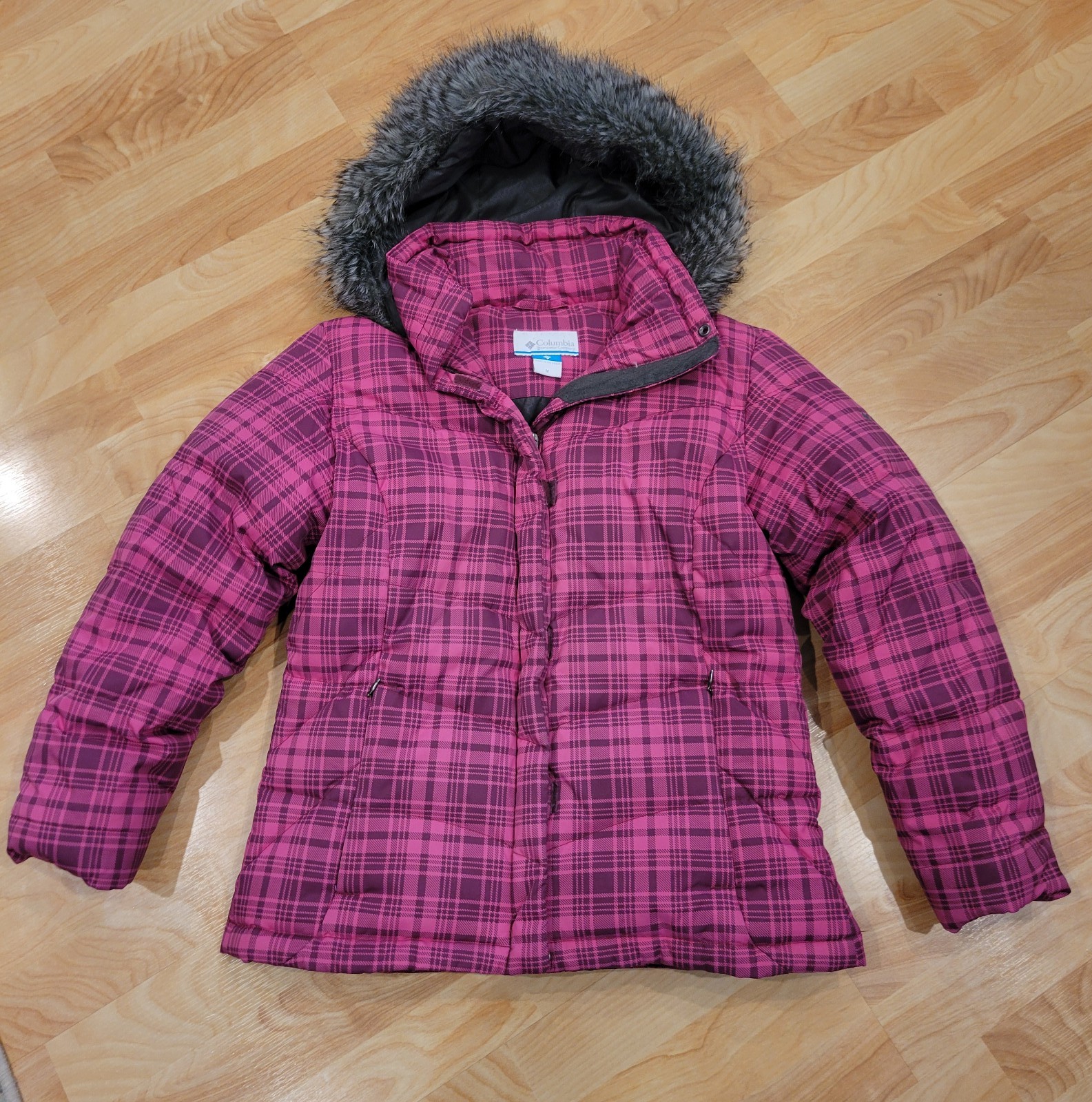 Columbia Youth Katelyn Crest Winter Coat With Fur Lined Hood Size M