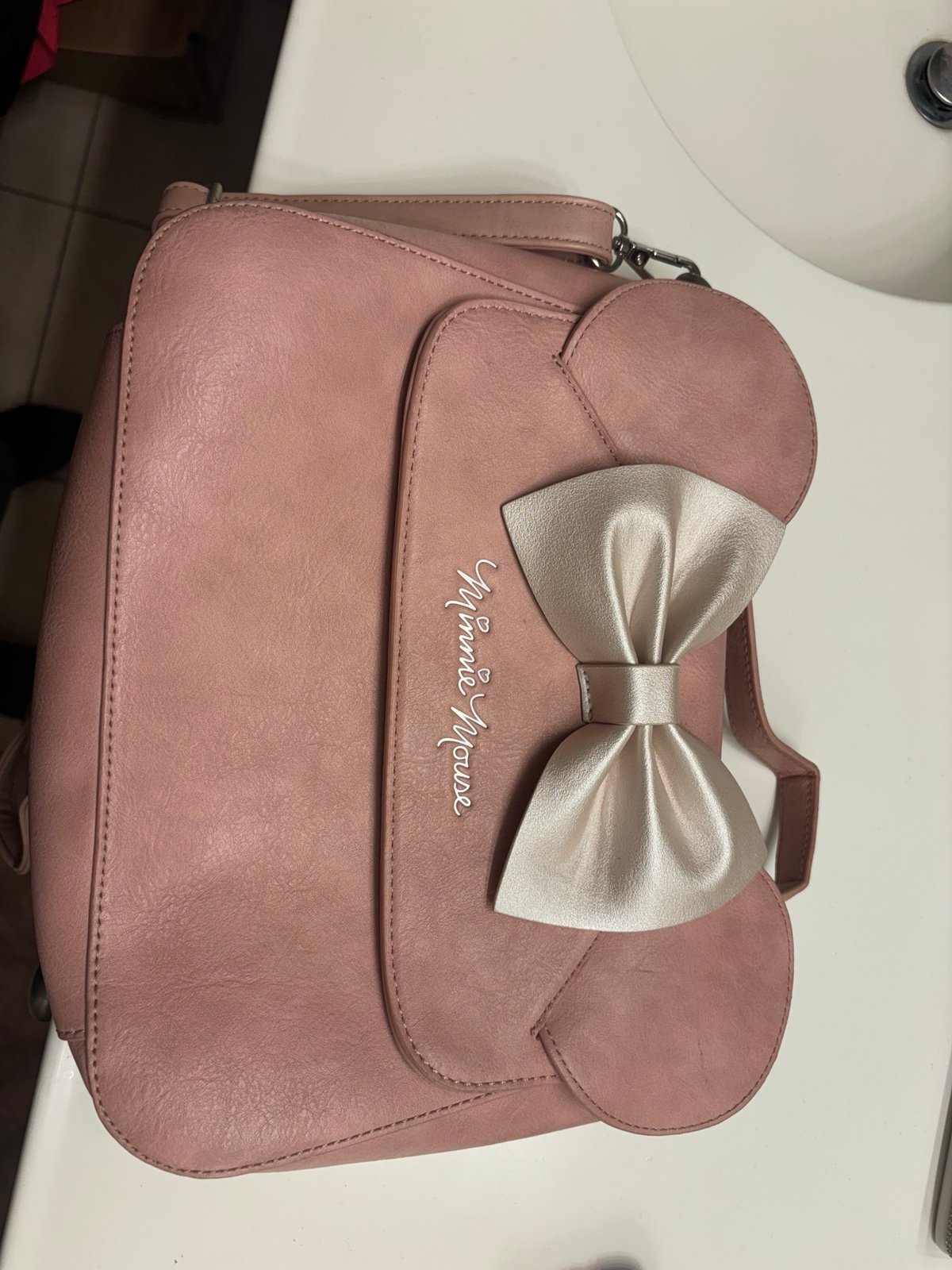Pink Minnie Mouse crossbody Loungefly