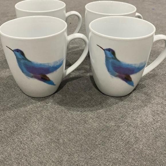 Gibson Hummingbird Blue White Set pf 4 Ceramic Mugs Hope Beauty Memories