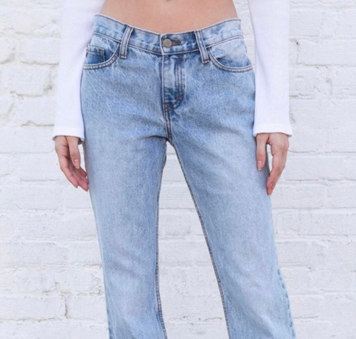 Brandy Melville Low Rise Flared Quinn Jeans