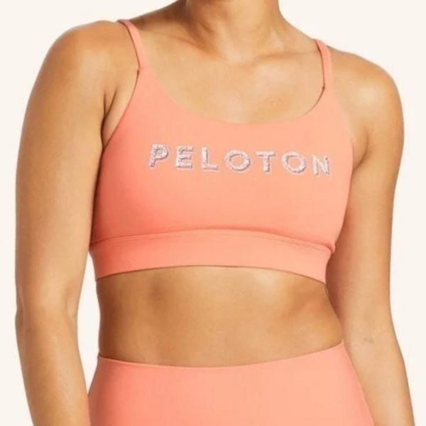 NWT Peloton Cadent Peak Strappy Sports Bra in Size 1X Color Peach