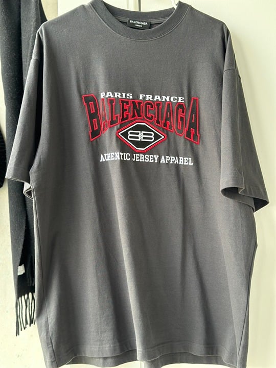 Balenciaga Authentic Jersey Apparel T-shirt