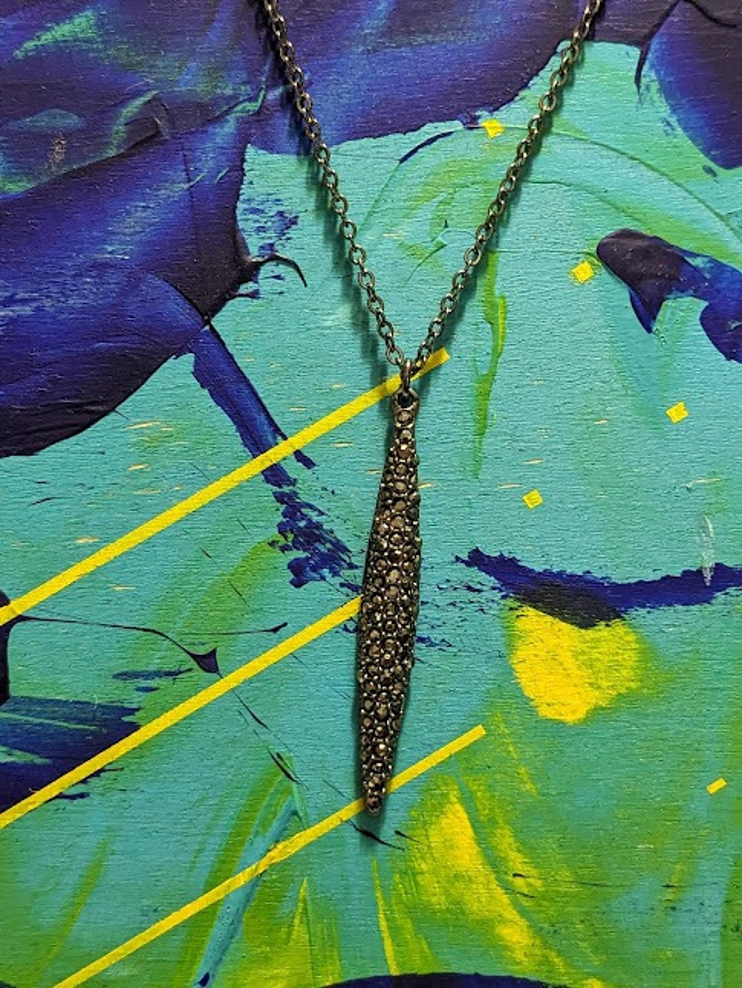 New APT 9 Crystal Encrusted Spear Pendant Gunmetal Necklace